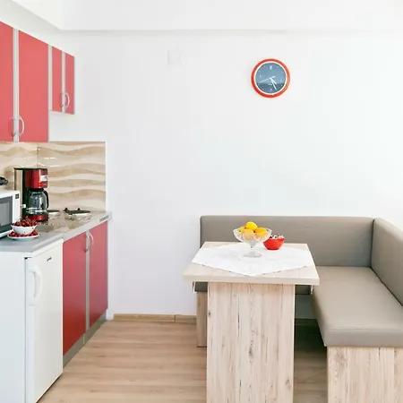 The Garden & 3* سبليت